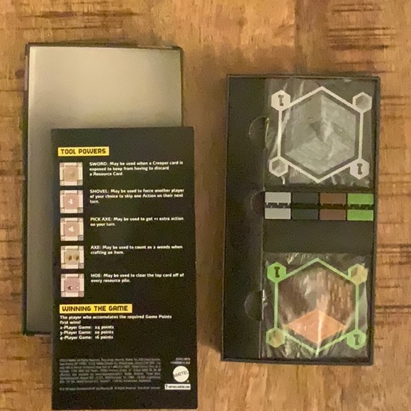 Brand new MINECRAFT Card Game - original packaging/plastic still in tact. - Picture 2 of 3